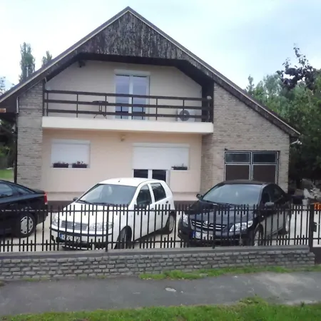 Appartamento Dianett Apartmanház *