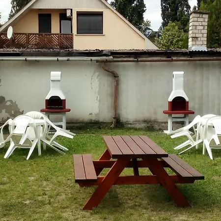 Dianett Apartmanház Appartamento *