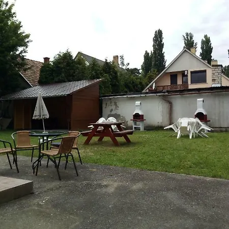 Dianett Apartmanház Appartamento Balatonlelle